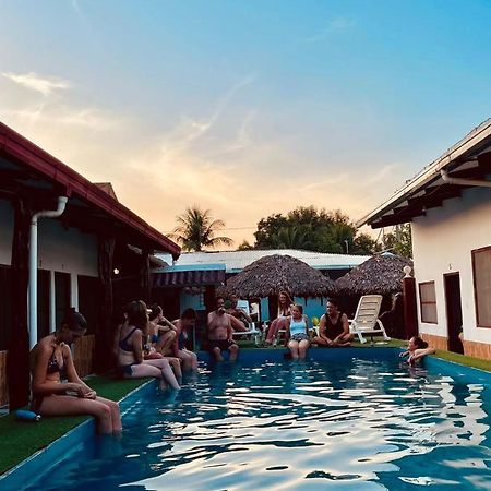 El Curichal Hostel Рурренабаке Экстерьер фото