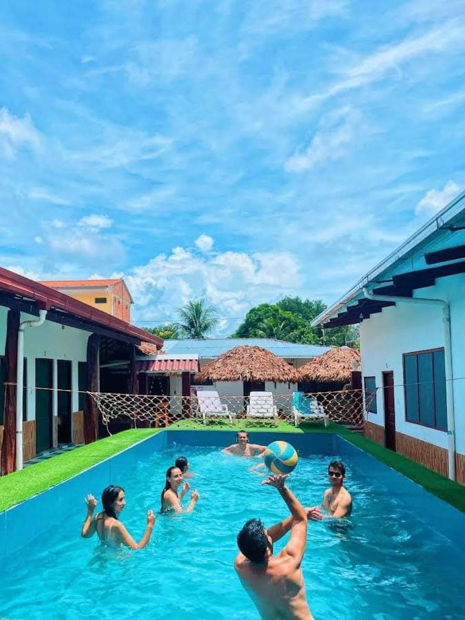 El Curichal Hostel Рурренабаке Экстерьер фото